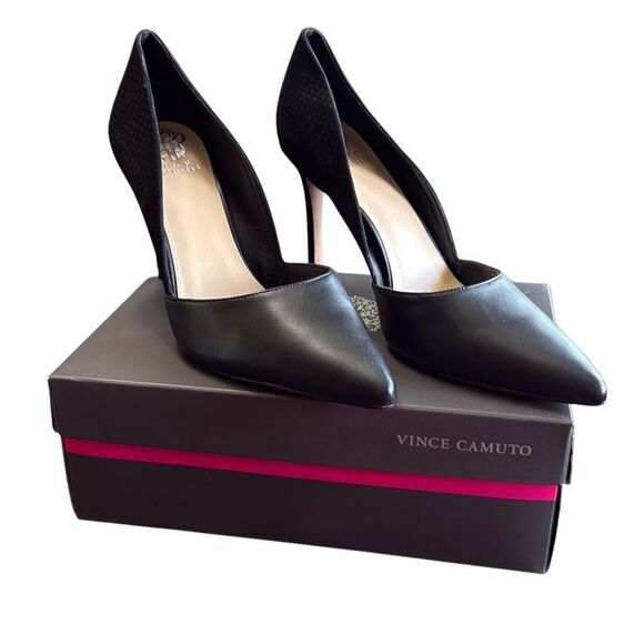 Vince Camuto Shoes - NWOT Vince Camuto Airmosah heels